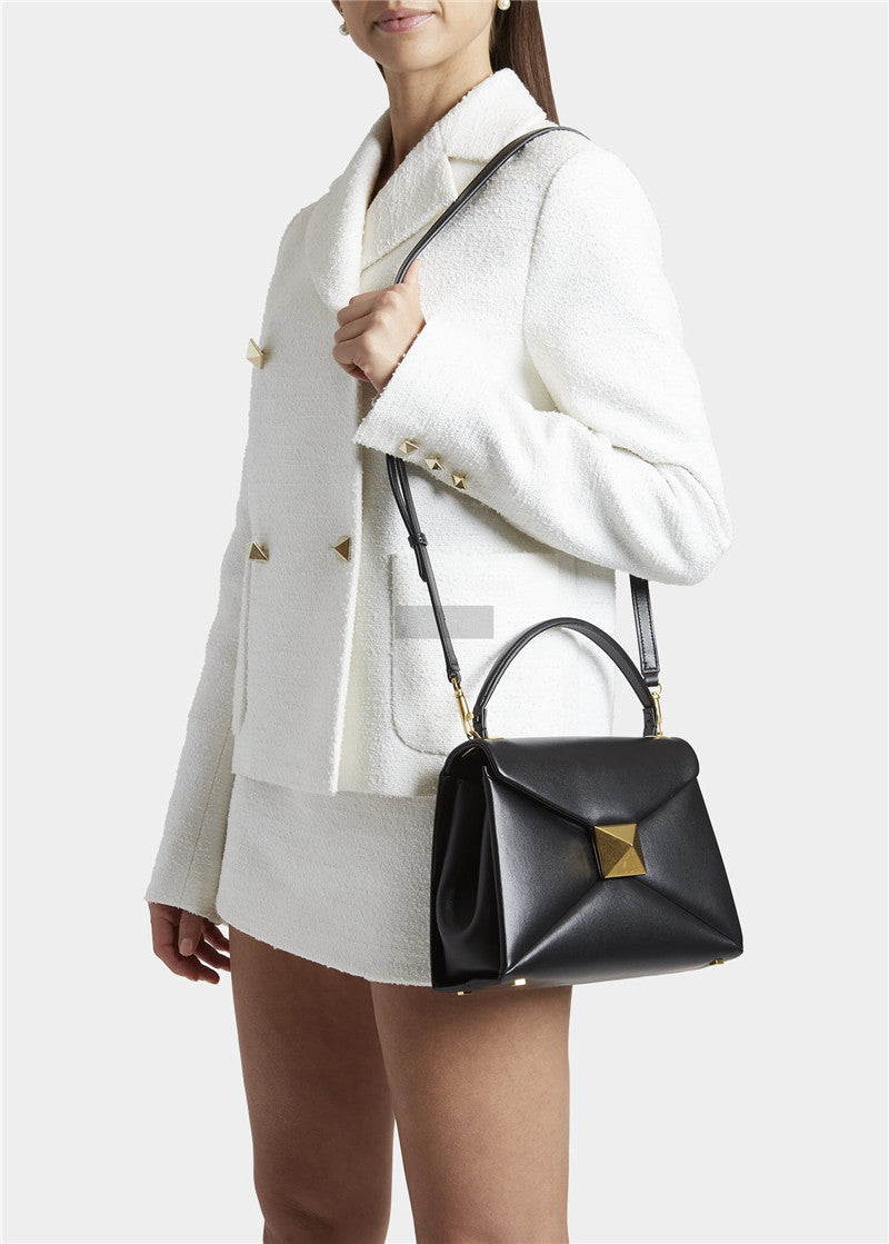 Women's Fashion Veil Portable Retro Brass Metal Shoulder Bag